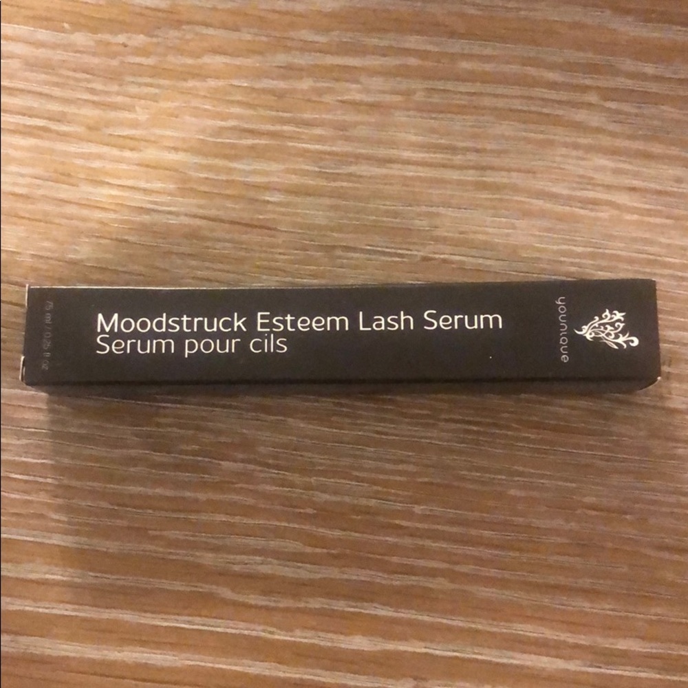 Lash serum new in box